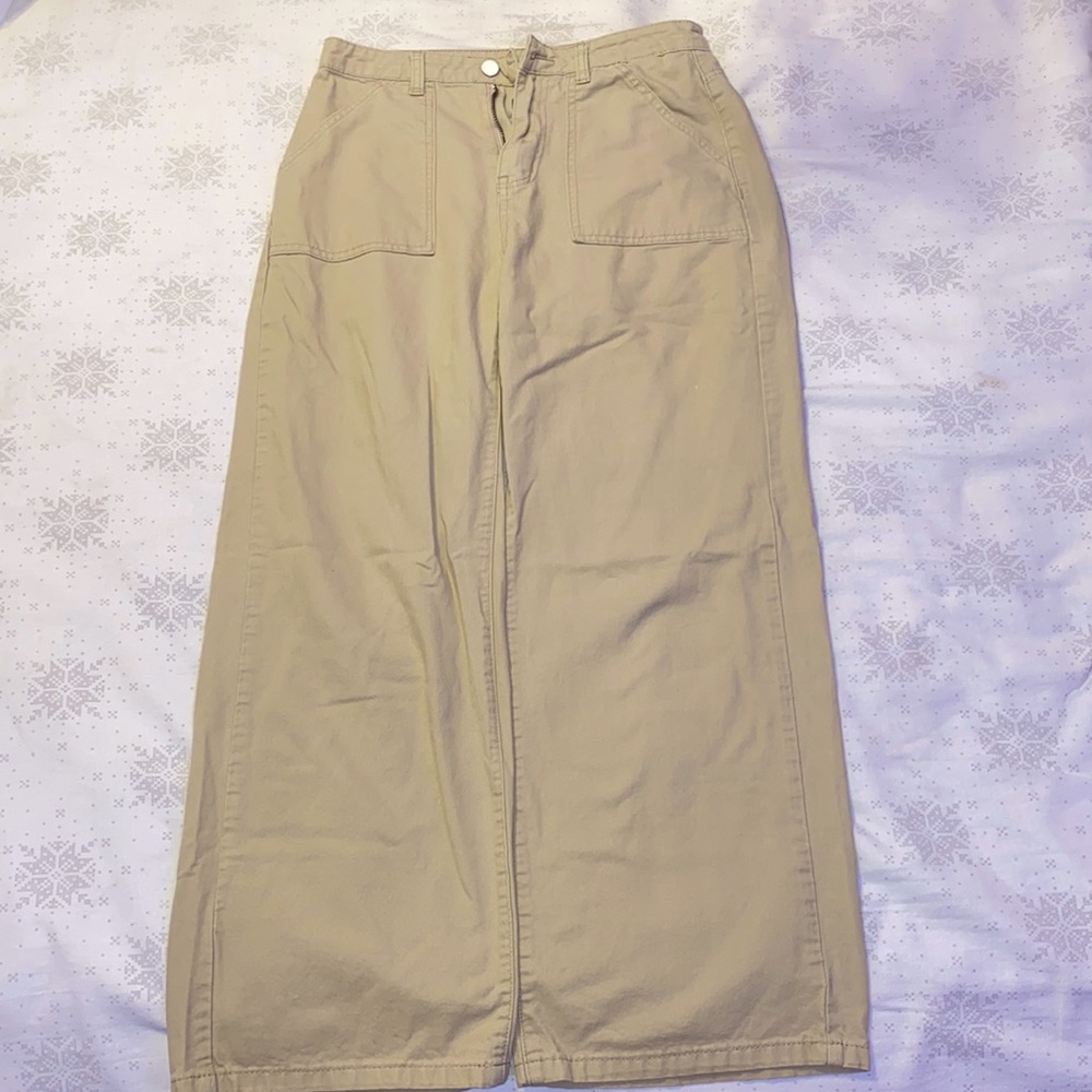 small khaki pants